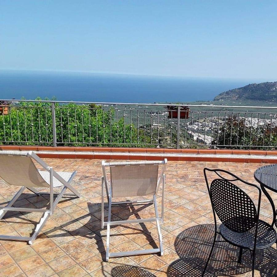 B&B La Scapola Mattinata Bagian luar foto