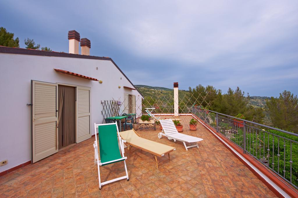 B&B La Scapola Mattinata Bagian luar foto